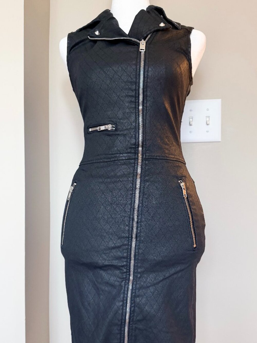 Diesel Black Snakeskin Shimmer Zip-Up Dress – Size Small